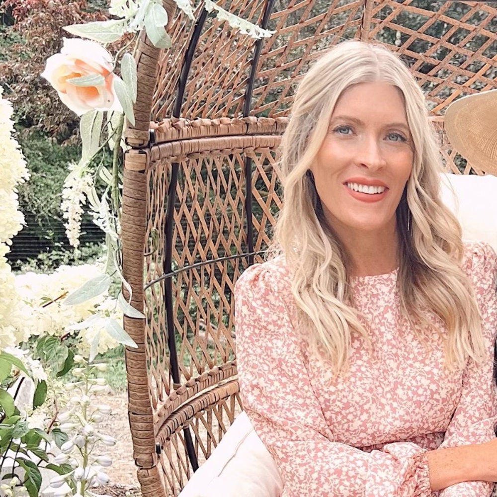 Meet your Posher, Elana